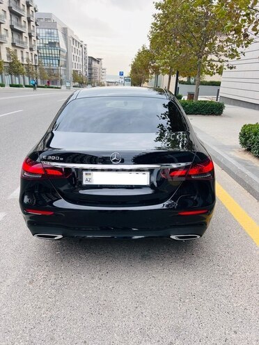 Mercedes E 300 e 2020, 88,500 km - 2.0 l - Bakı