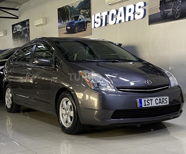 Toyota Prius-2