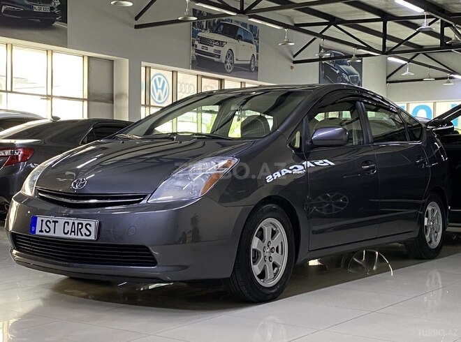 Toyota Prius-3