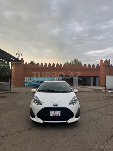 Toyota Aqua 2019, 130,000 km - 1.5 л - Gəncə