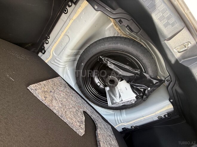 Toyota Aqua 2019, 130,000 km - 1.5 л - Gəncə