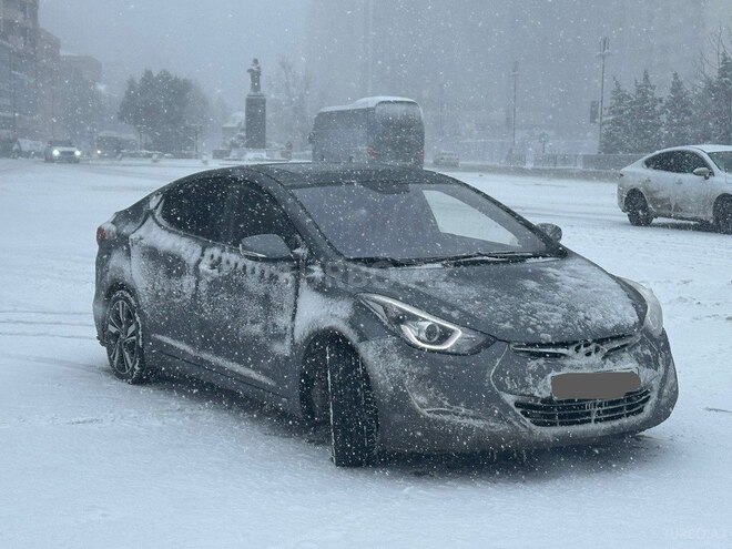 Hyundai Avante 2015, 223,000 km - 1.6 l - Bakı
