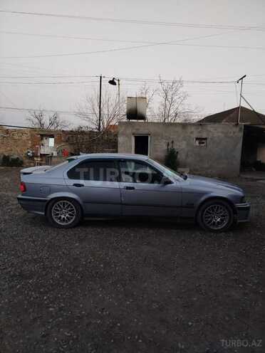 BMW 318 1994, 270,000 km - 1.8 l - Gəncə