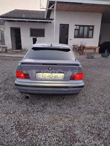 BMW 318 1994, 270,000 km - 1.8 l - Gəncə