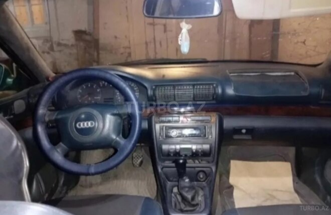 Audi A4 2000, 256,345 km - 1.8 l - Bakı