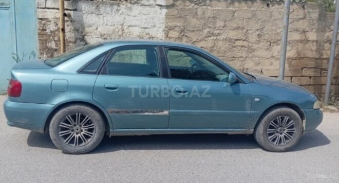 Audi A4 2000, 256,345 km - 1.8 l - Bakı