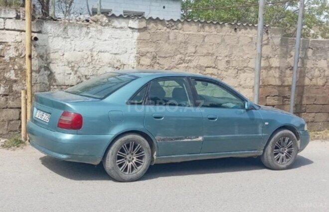 Audi A4 2000, 256,345 km - 1.8 l - Bakı