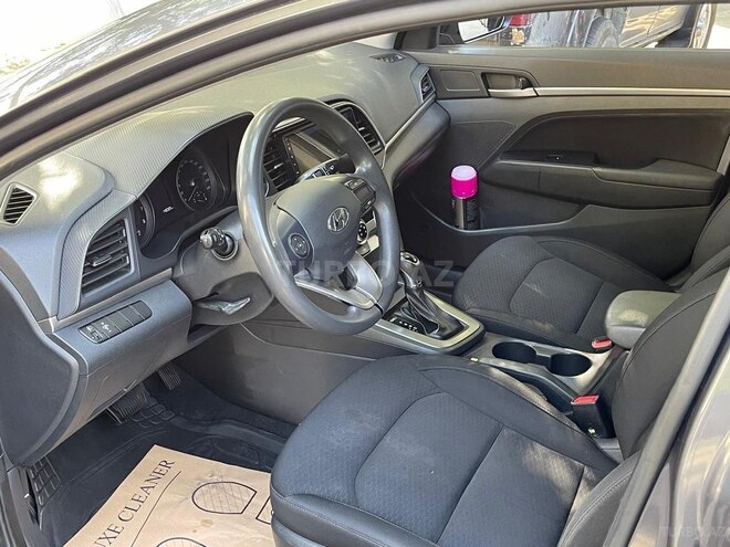Hyundai Elantra 2018, 130,000 km - 1.6 л - Bakı