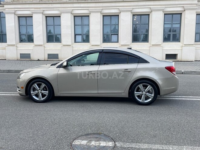 Chevrolet Cruze 2011, 252,985 km - 1.4 l - Ağdaş