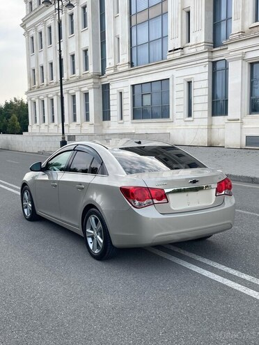 Chevrolet Cruze 2011, 252,985 km - 1.4 l - Ağdaş