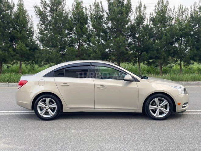 Chevrolet Cruze 2011, 252,985 km - 1.4 l - Ağdaş