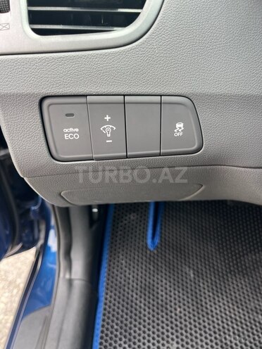 Hyundai Elantra 2015, 102,800 km - 1.8 l - Bakı