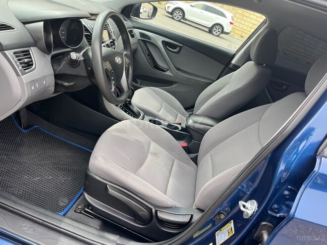 Hyundai Elantra 2015, 102,800 km - 1.8 l - Bakı