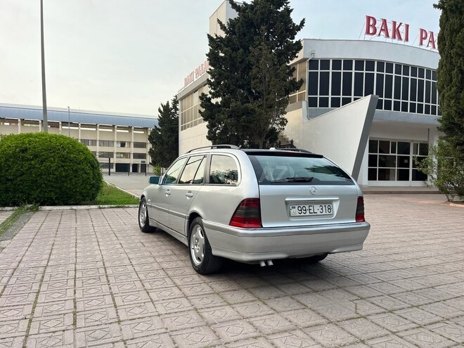 Mercedes C 220 d 2000, 357,200 km - 2.2 l - Sumqayıt