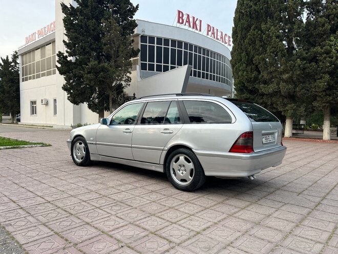 Mercedes C 220 d 2000, 357,200 km - 2.2 l - Sumqayıt