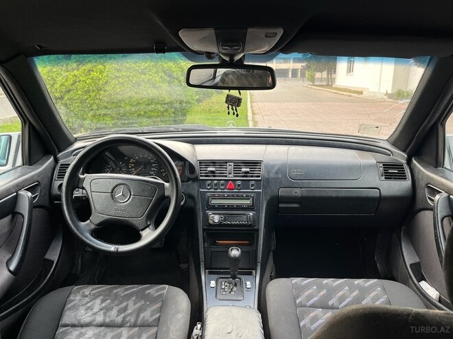 Mercedes C 220 d 2000, 357,200 km - 2.2 l - Sumqayıt