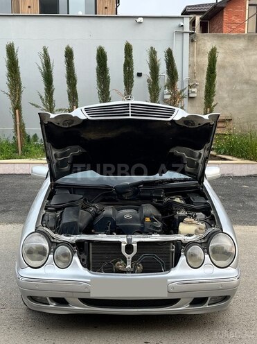 Mercedes E 240 2000, 240,000 km - 2.4 l - Bakı