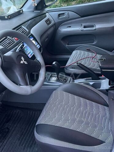 Mitsubishi Lancer 2008, 380,000 km - 1.3 l - Bakı