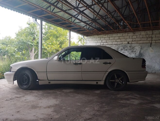 Mercedes C 220 1996, 400,000 km - 2.2 l - Göyçay