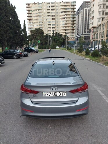 Hyundai Elantra 2016, 18,000 km - 2.0 l - Bakı