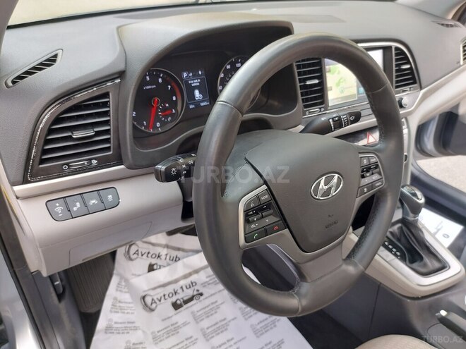 Hyundai Elantra 2016, 18,000 km - 2.0 l - Bakı