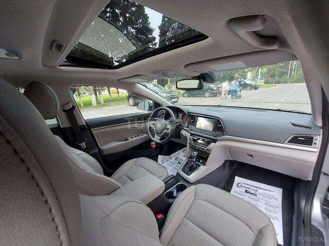 Hyundai Elantra 2016, 18,000 km - 2.0 l - Bakı