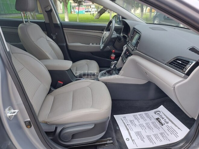 Hyundai Elantra 2016, 18,000 km - 2.0 l - Bakı