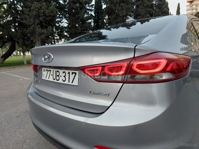 Hyundai Elantra 2016, 18,000 km - 2.0 l - Bakı