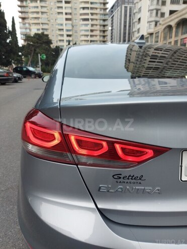 Hyundai Elantra 2016, 18,000 km - 2.0 l - Bakı