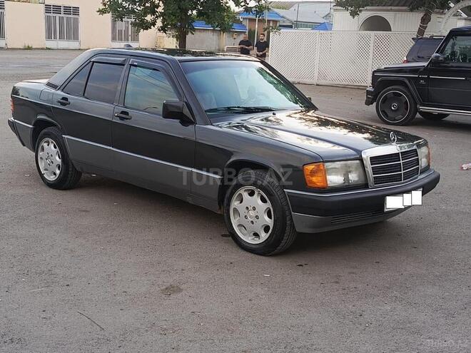Mercedes 190 1990, 230,214 km - 2.0 l - Bərdə