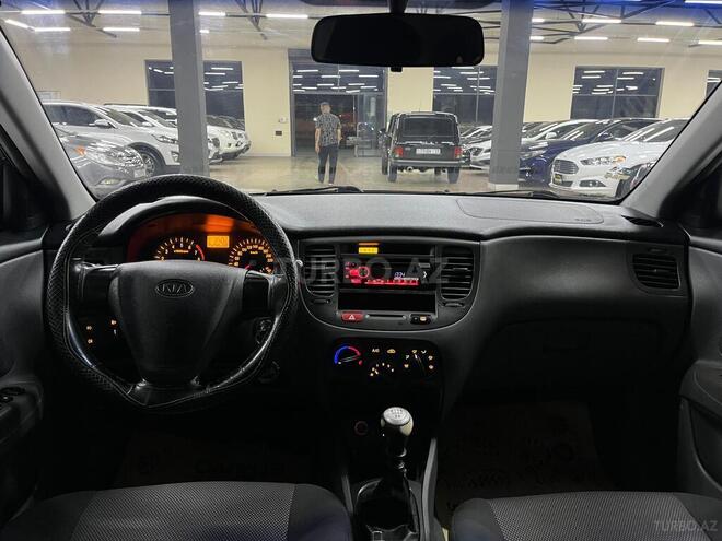 Kia Rio 2006, 215,000 km - 1.4 l - Bakı
