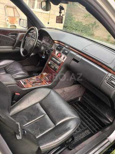 Mercedes E 300 d 1998, 396,670 km - 3.0 л - İsmayıllı