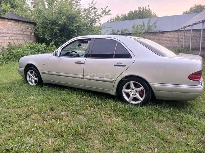 Mercedes E 300 d 1998, 396,670 km - 3.0 л - İsmayıllı