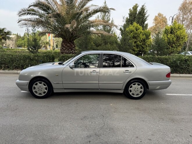 Mercedes E 200 1996, 320,000 km - 2.0 l - Sumqayıt