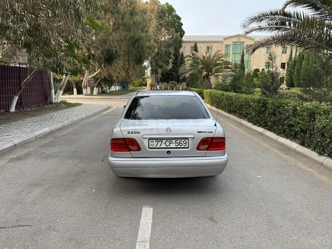 Mercedes E 200 1996, 320,000 km - 2.0 l - Sumqayıt