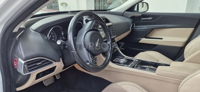 Jaguar XE 2016, 118,500 km - 2.0 l - Bakı