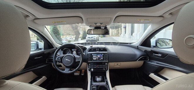 Jaguar XE 2016, 118,500 km - 2.0 l - Bakı
