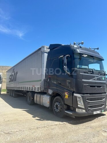Volvo FH 13 2015, 1,100,000 km - 13.0 l - Bakı