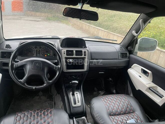Mitsubishi Pajero io 1999, 131,220 km - 1.8 л - Bakı