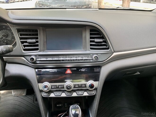 Hyundai Elantra 2020, 107,826 km - 2.0 l - Bakı