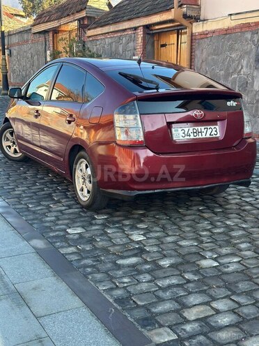 Toyota Prius-5