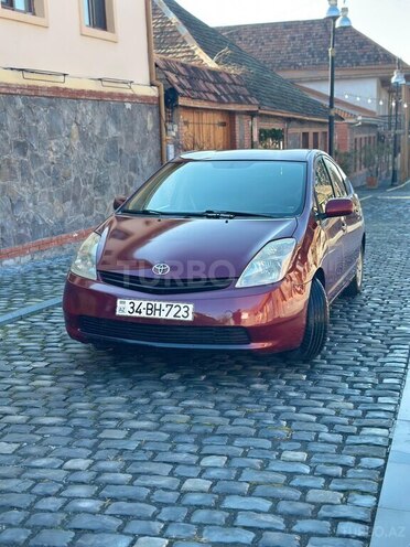 Toyota Prius-7