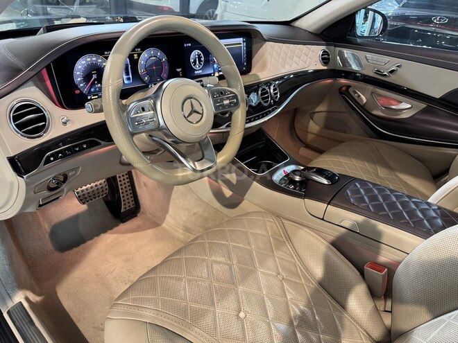 Mercedes S 560 4MATIC 2018, 88,000 km - 4.0 l - Bakı