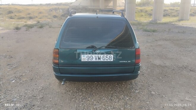 Opel Astra 1997, 250,000 km - 1.6 l - Sumqayıt