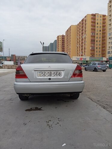 Mercedes C 220 1996, 321,234 km - 2.2 l - Sumqayıt