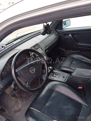 Mercedes C 220 1996, 321,234 km - 2.2 l - Sumqayıt