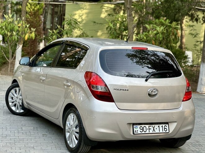 Hyundai i20 2010, 166,000 km - 1.6 l - Bakı