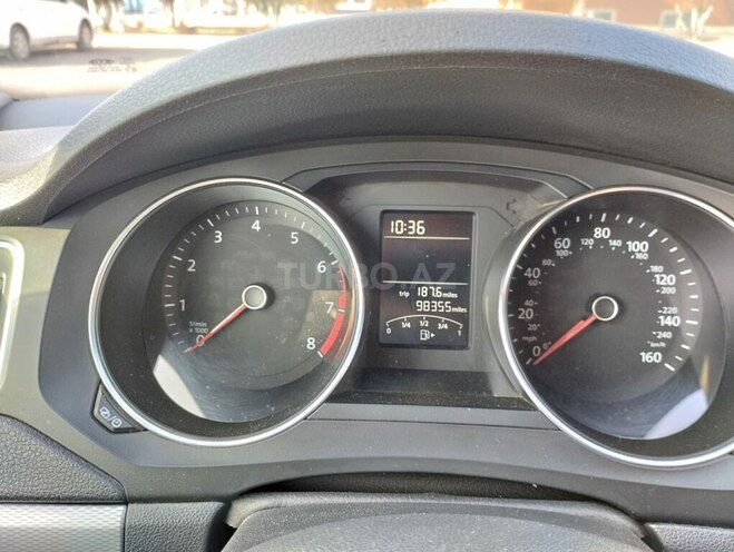 Volkswagen Jetta-4