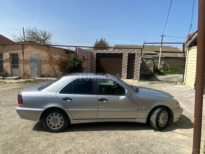 Mercedes C 240 1997, 672,443 km - 2.4 l - Bakı