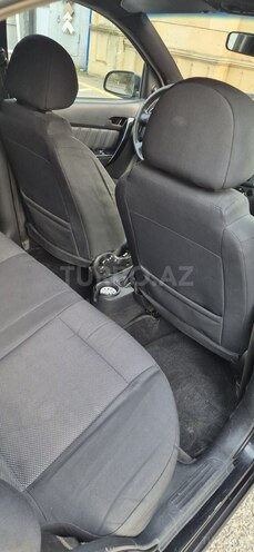 Chevrolet Aveo-11